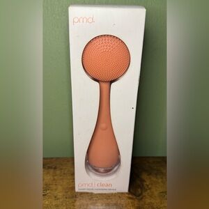 PMD Smart facial cleansing device